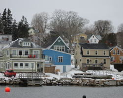 several homes on the coast in Chester Village